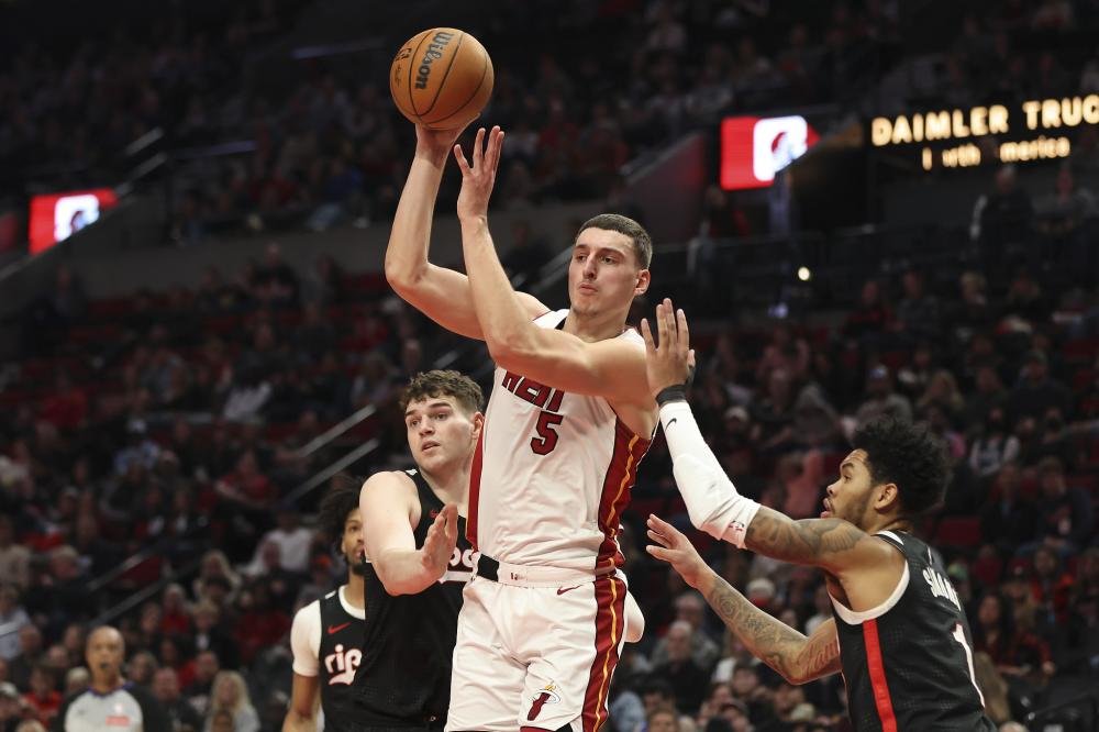 他球队从困 他球队从困