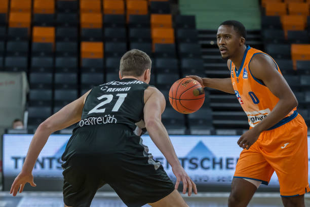 舞台上的困 舞台上的困