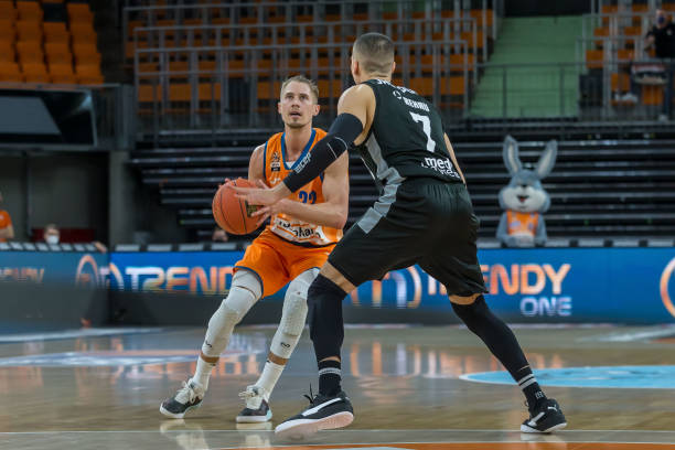 得亚运会金 得亚运会金